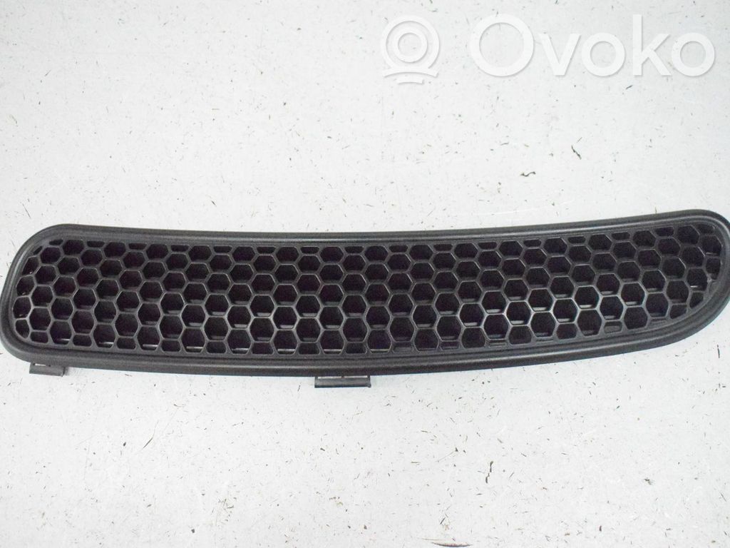 Mini One - Cooper R50 - 53 Wiper trim 