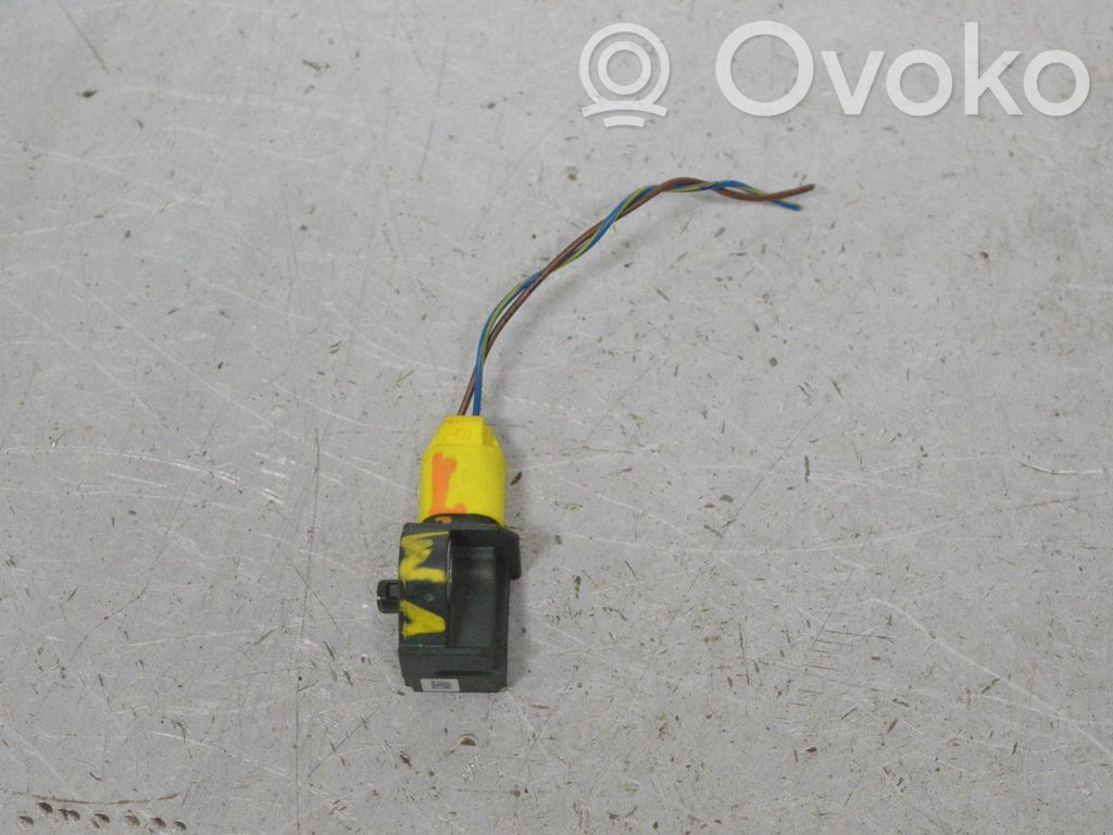 Mercedes-Benz C W204 Sensore d’urto/d'impatto apertura airbag 
