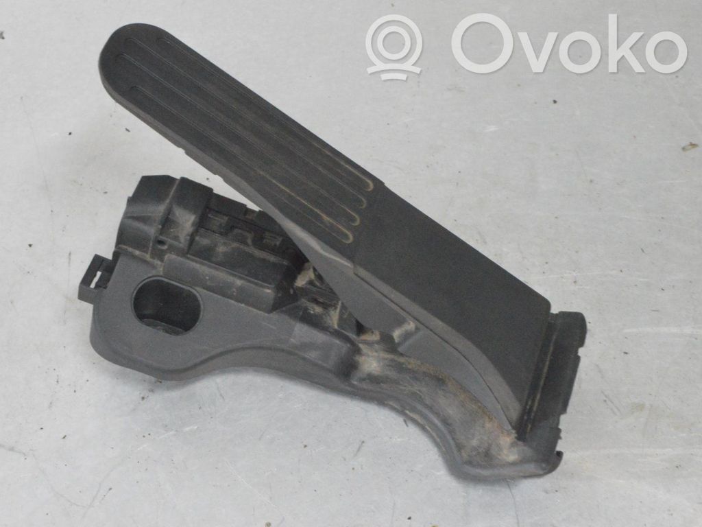 Volkswagen Golf VI Pedală accelerație 