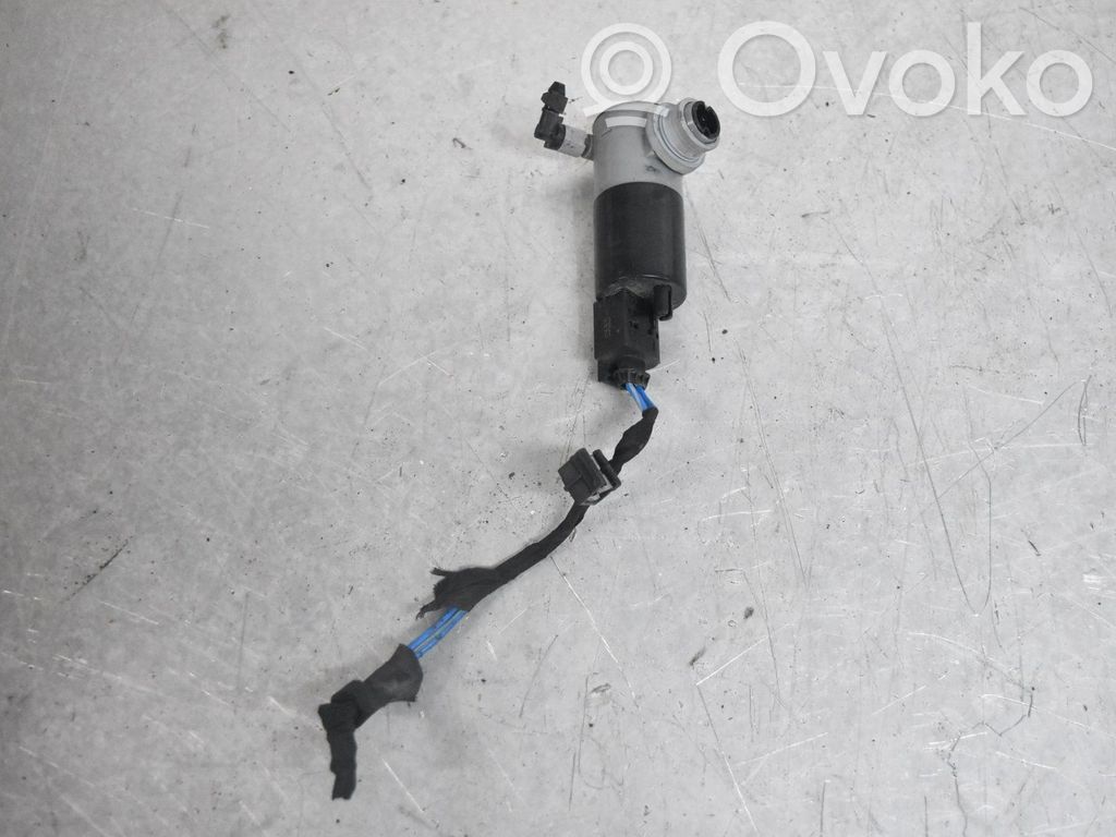 Volvo S90, V90 Pompa lavafari 