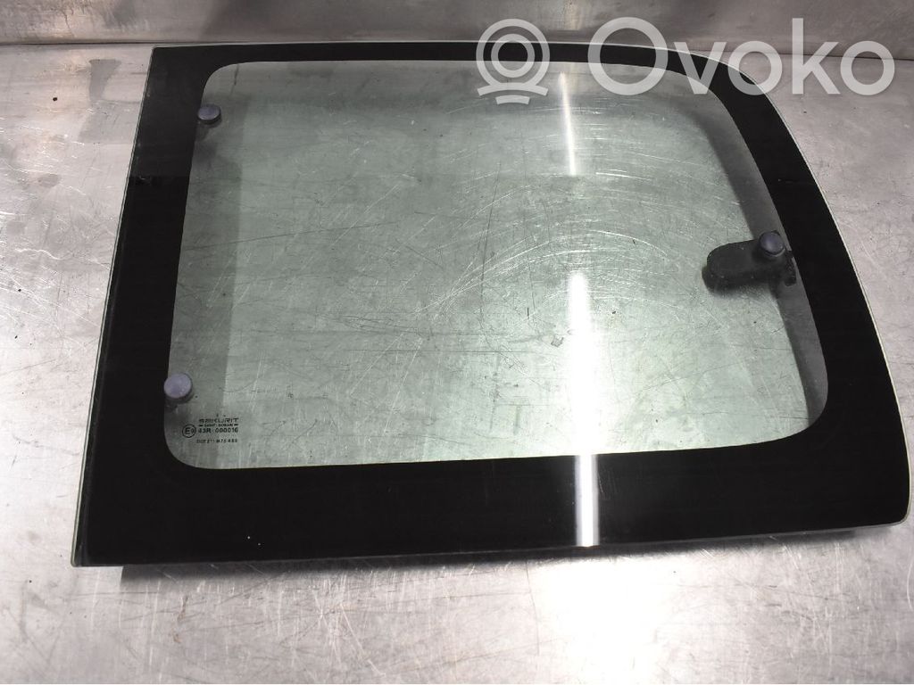 Rear side window