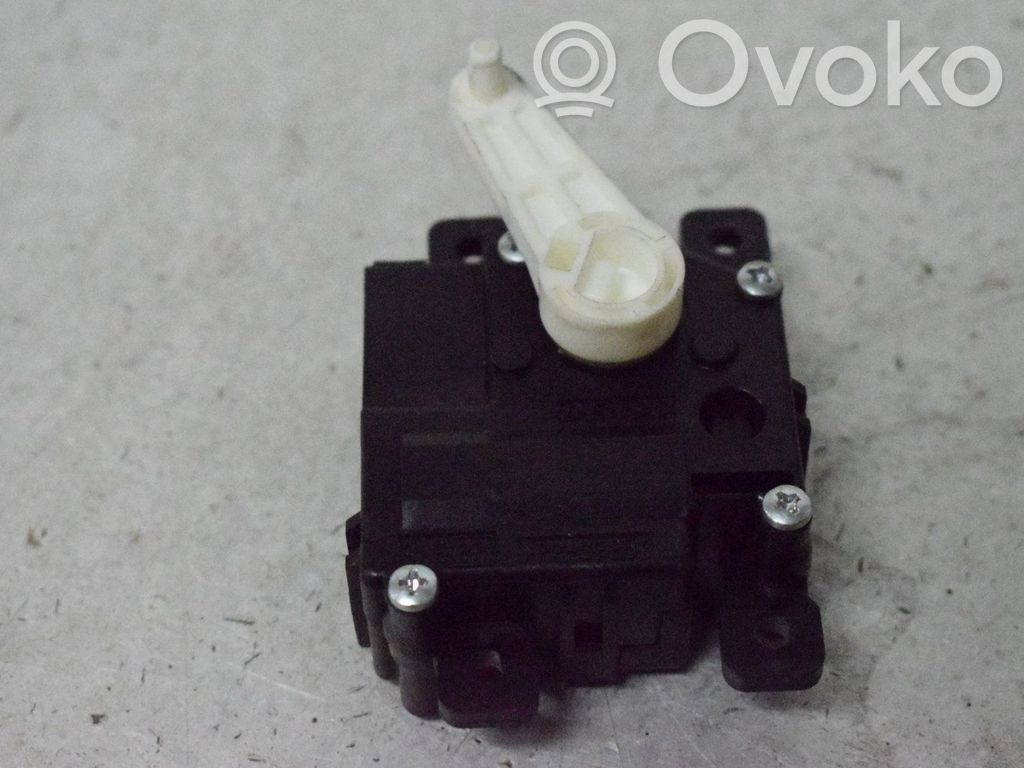 Stellmotor Heizung Klima   0638001030