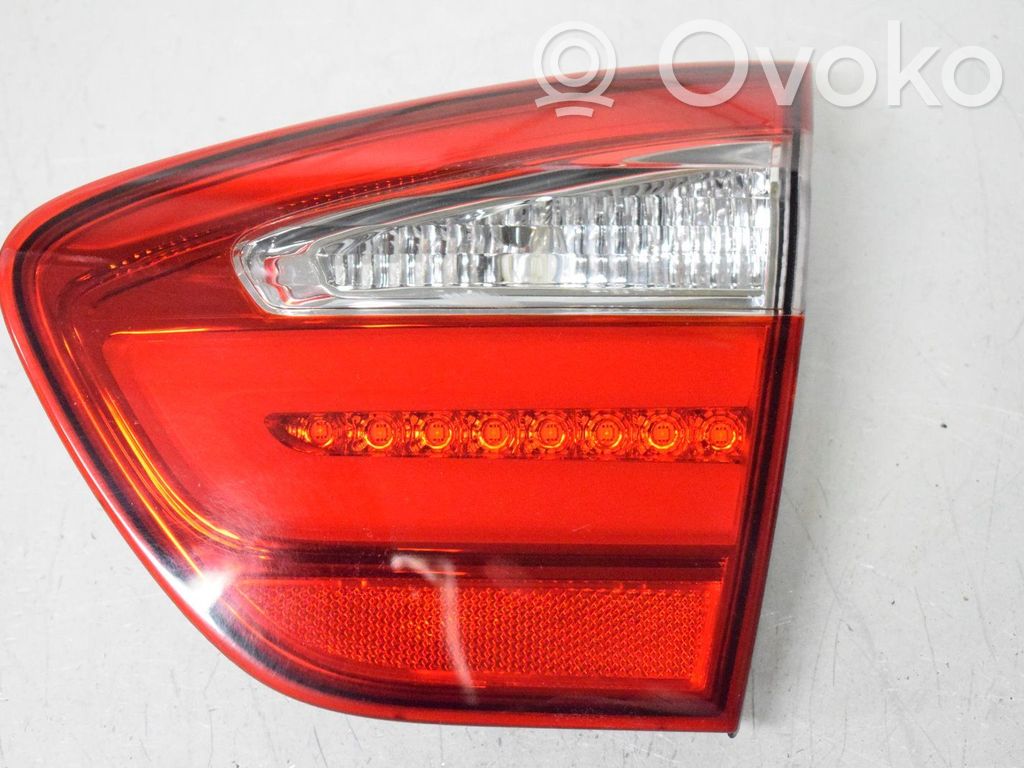 KIA Rio Lampă spate în capacul portbagajului 