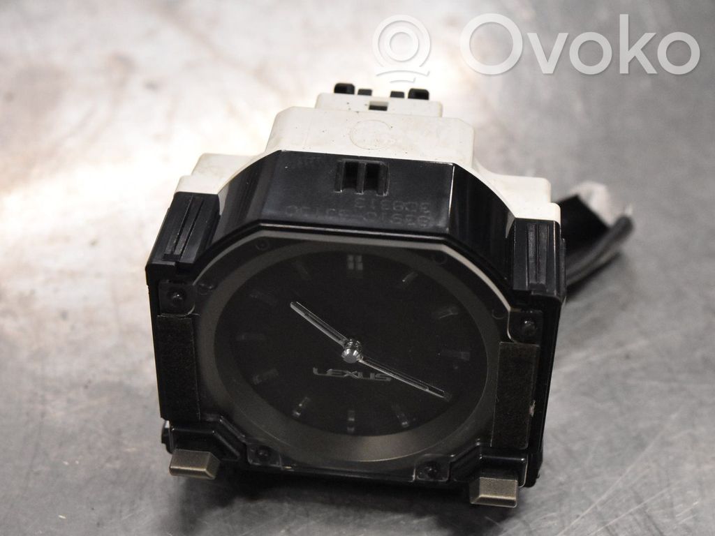 Uhr   8391053130