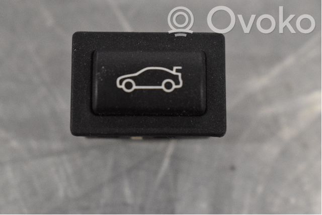 BMW 5 F10 F11 Buton deschidere portbagaj