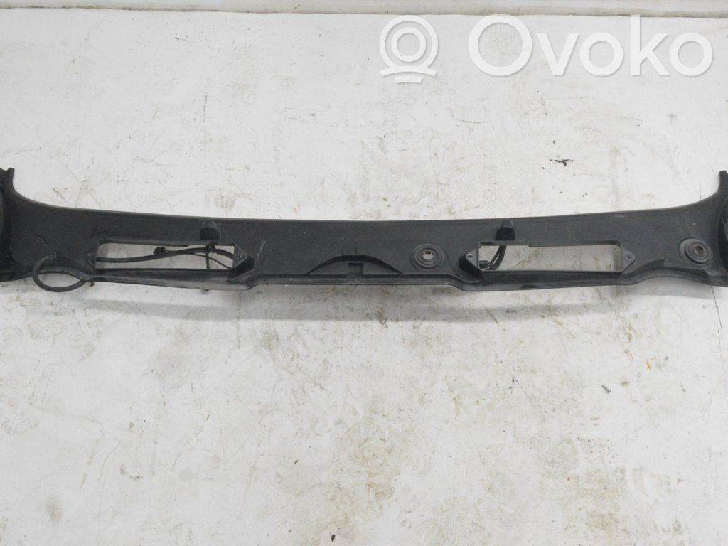 BMW 3 E92 E93 Wiper trim 