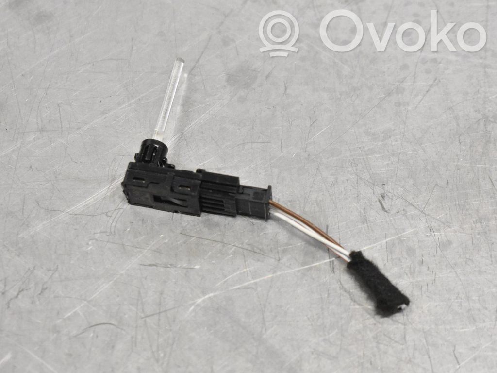 BMW 2 F22 F23 Czujnik temperatury wewnętrznej 