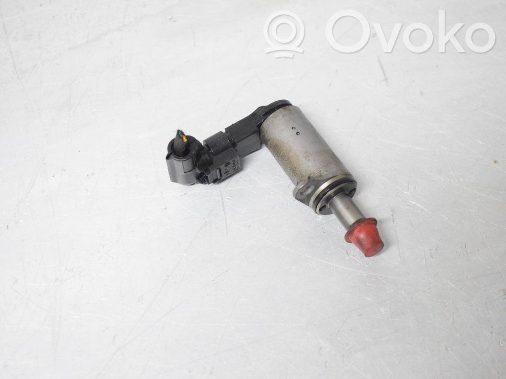 Solenoid deschidere supape variabilă   06H103697A