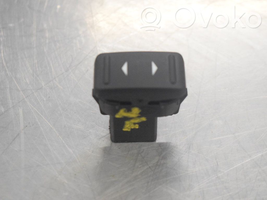 Interrupteur commade lève-vitre   7M5T14529AA