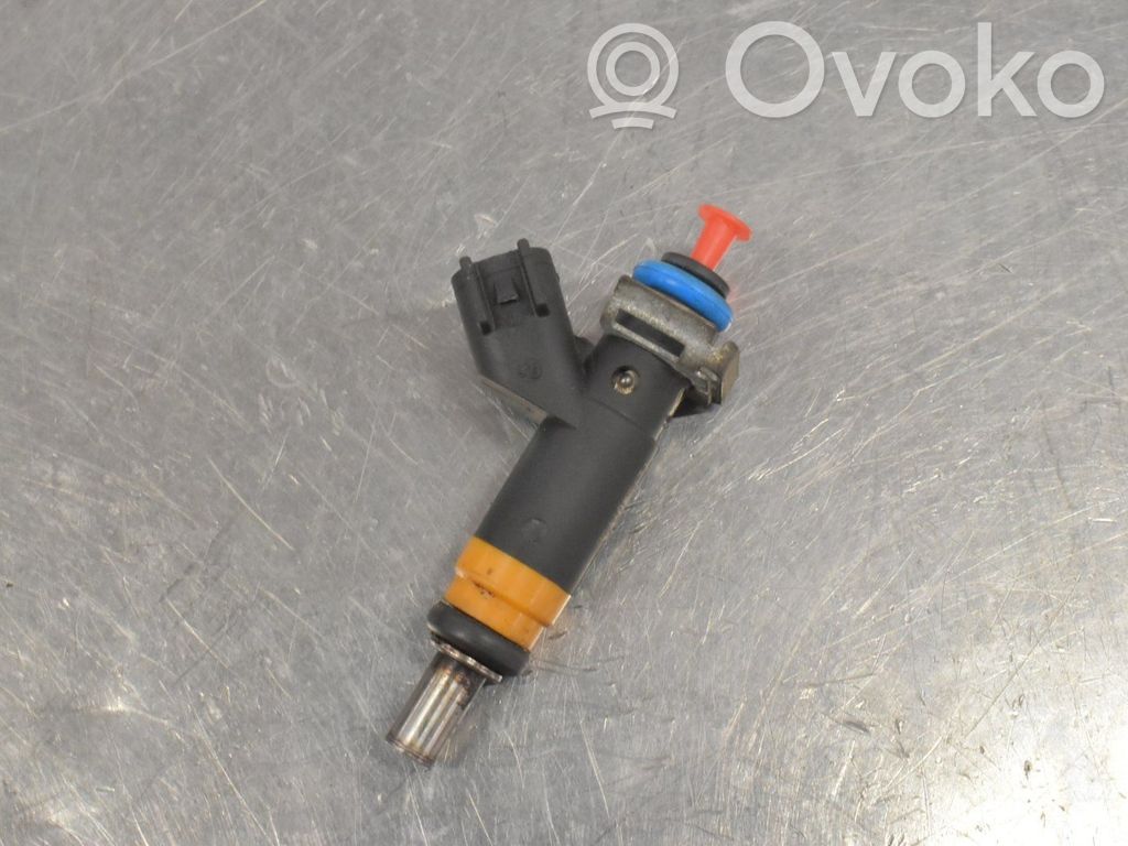 Injector combustibil   05037479AC
