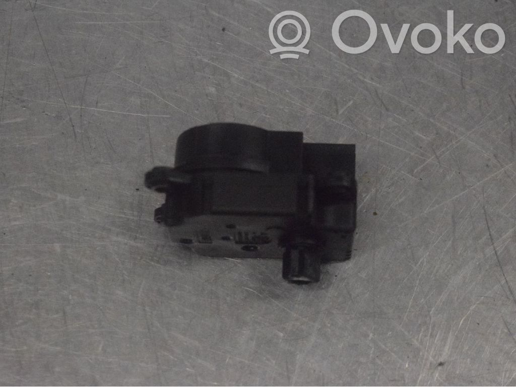 Stellmotor Heizung Klima   AV6N19E616AA