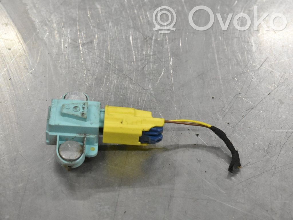 Sensor impacto/accidente para activar Airbag   4F0955557