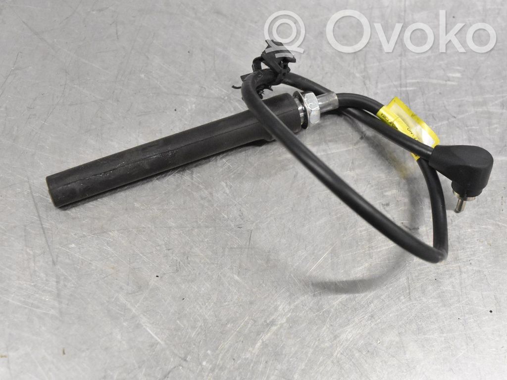 Antena de radio   A595411000