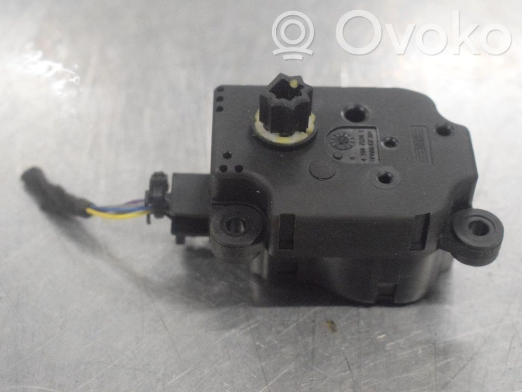 Ford Mondeo MK IV Motorino attuatore ricircolo aria dell’A/C