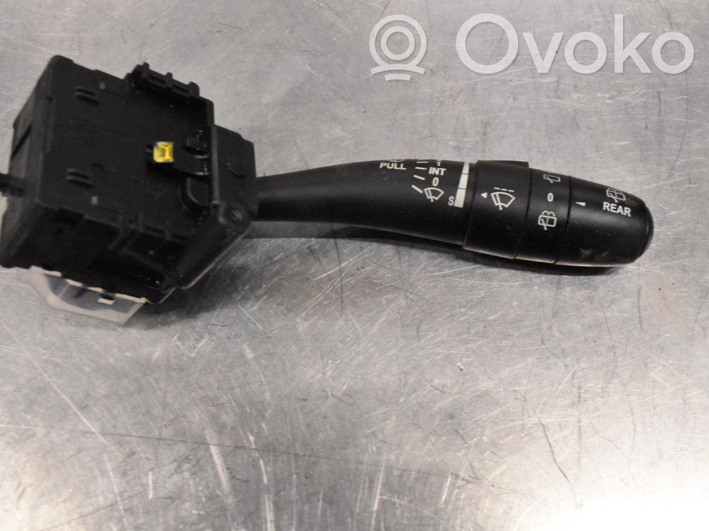 Pyyhkijän vipu   934201H200