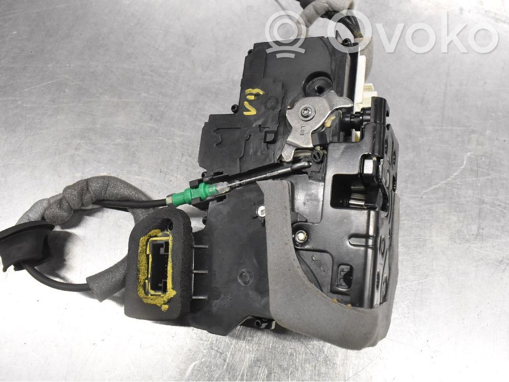 Serrure de porte arrière   4K0839015P