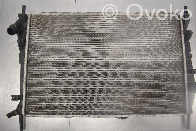 Ford Mondeo Mk III Radiatore di raffreddamento 