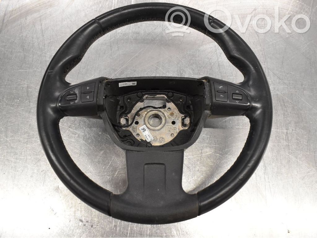Ohjauspyörä   5L0419091C