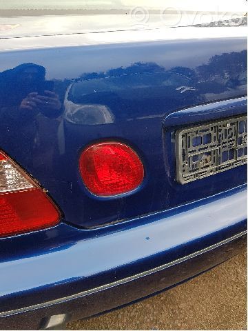 Lexus GS 300 400 430 Lampy tylnej klapy bagażnika 