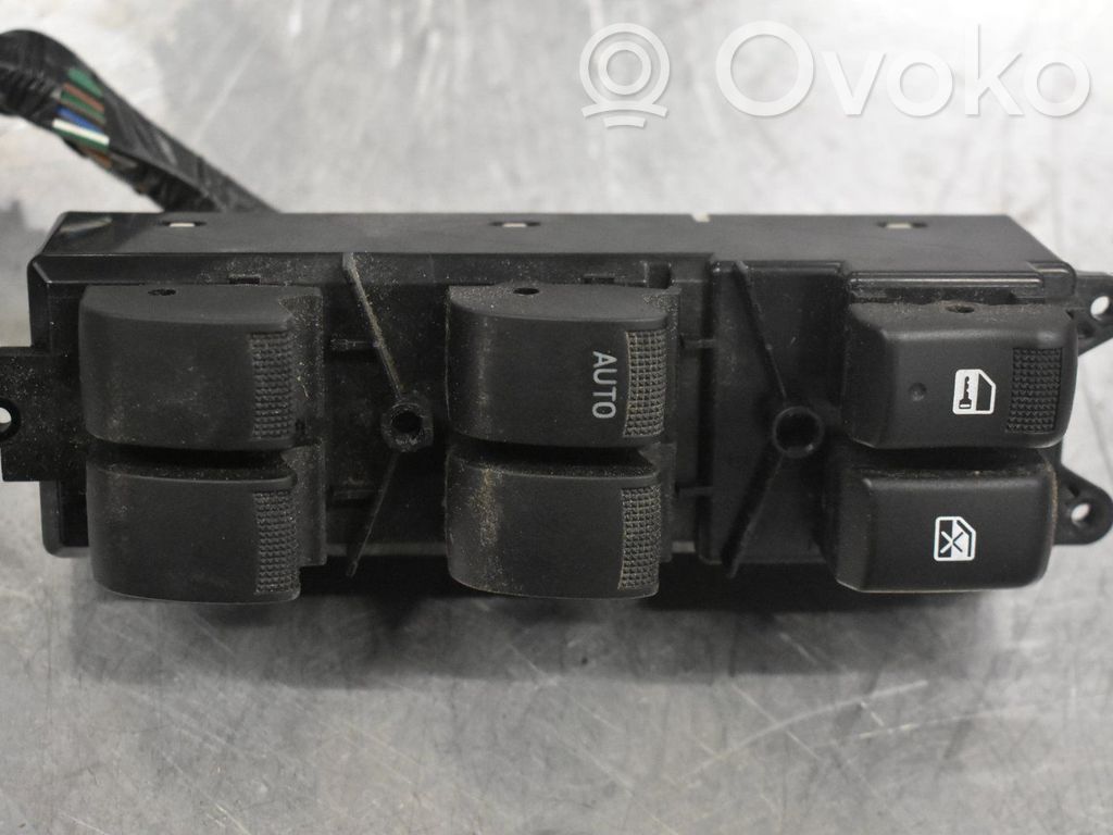 Electric window control switch   515483