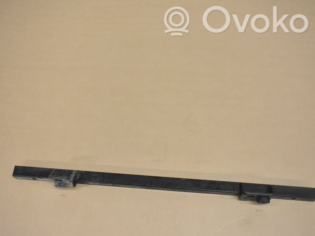 Support, fixation radiateur