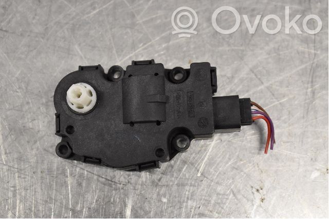 BMW 5 F10 F11 Silniczek nagrzewnicy nawiewu klimatyzacji A/C