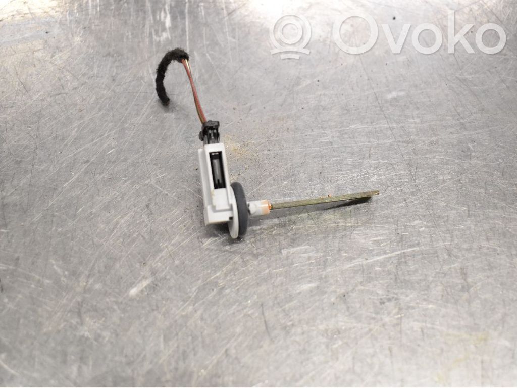 Capteur de température intérieure   4B0820539