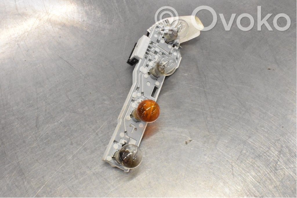 Skoda Fabia Mk1 (6Y) Suport becuri lampă spate