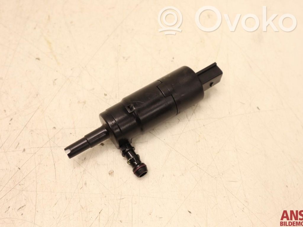 Pompe lave-phares   8377430