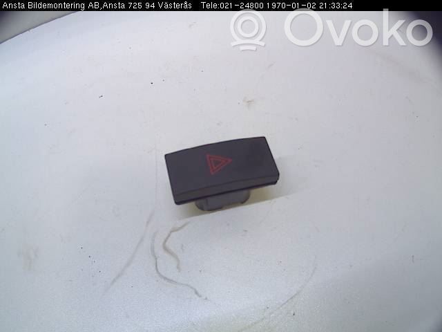 Botón interruptor de luz de peligro   3M5T13A350AB