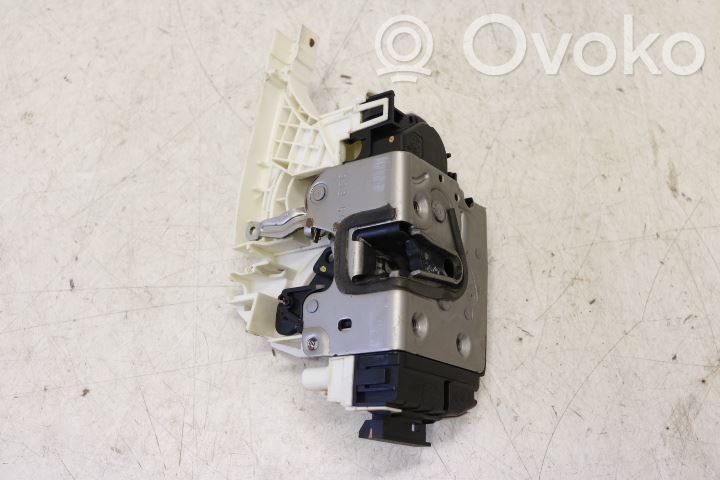 Mercedes-Benz Sprinter W906 Motor închidere centralizată 