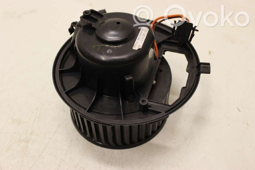 Volkswagen PASSAT B7 Ventola riscaldamento/ventilatore abitacolo 
