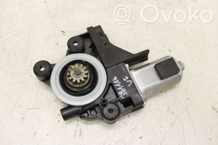 Volvo XC70 Motorino alzacristalli della portiera anteriore
