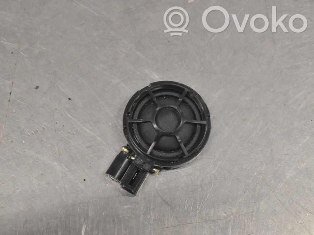 Altavoz de la puerta delantera   8X0035399C