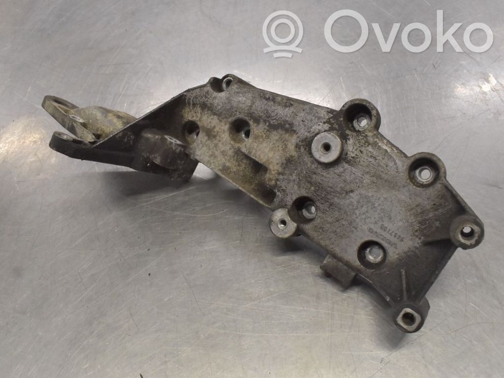 Volvo XC90 Supporto del generatore/alternatore 