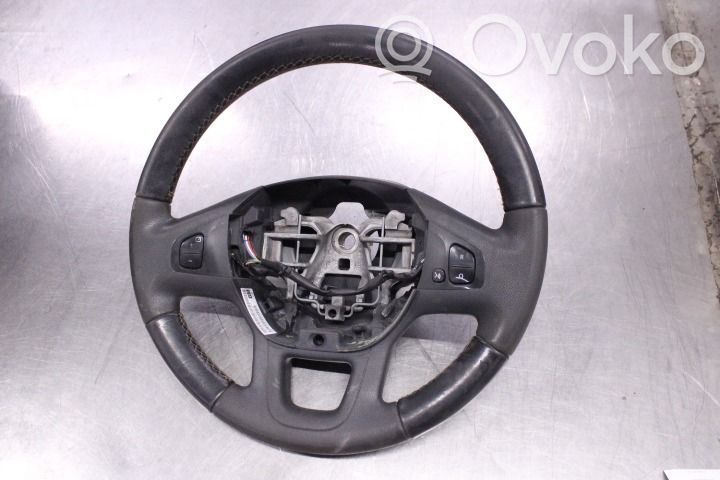 Opel Vivaro Ohjauspyörä 