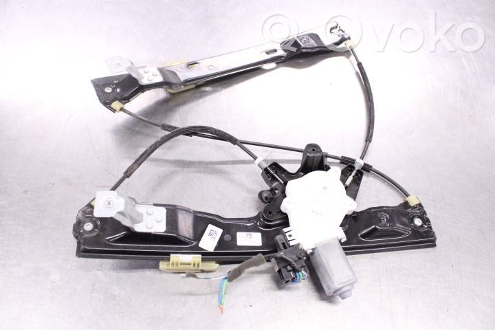 Ford Focus Macara ușă față cu motor 
