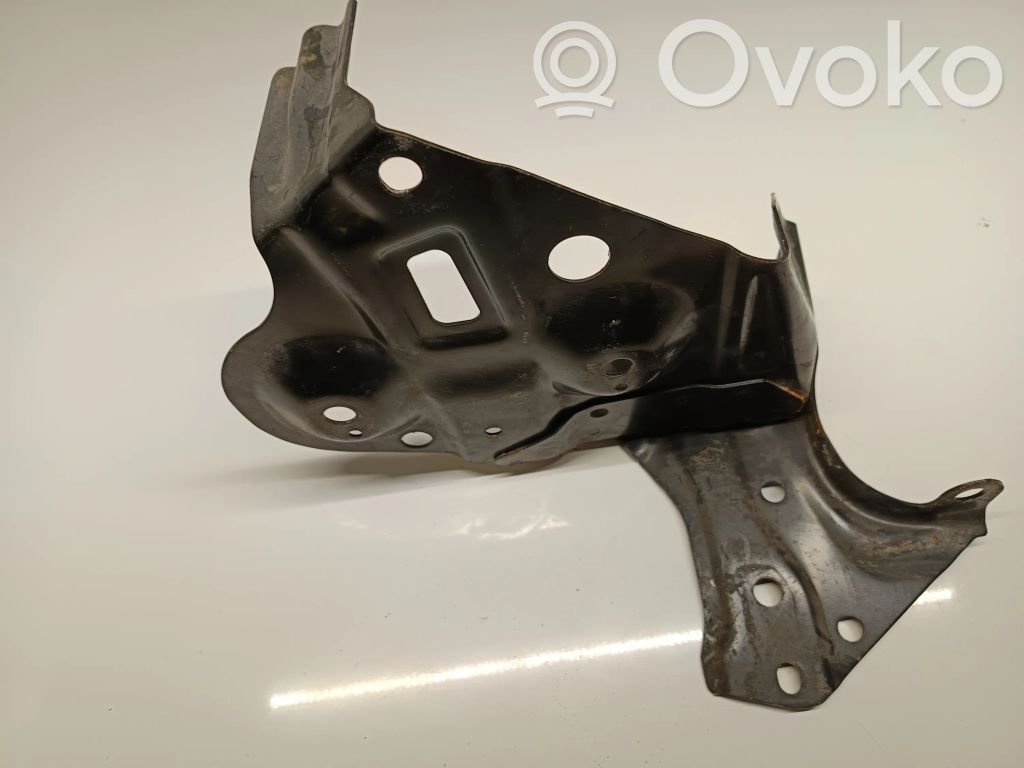 Battery tray   82122AL00A