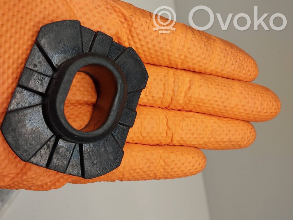 Jeep Grand Cherokee Fixation de radiateur 