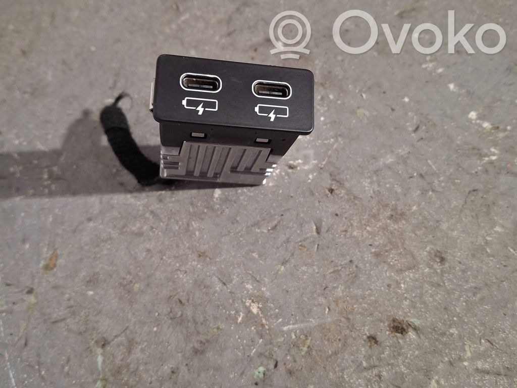 BMW 2 F45 Centralina USB 