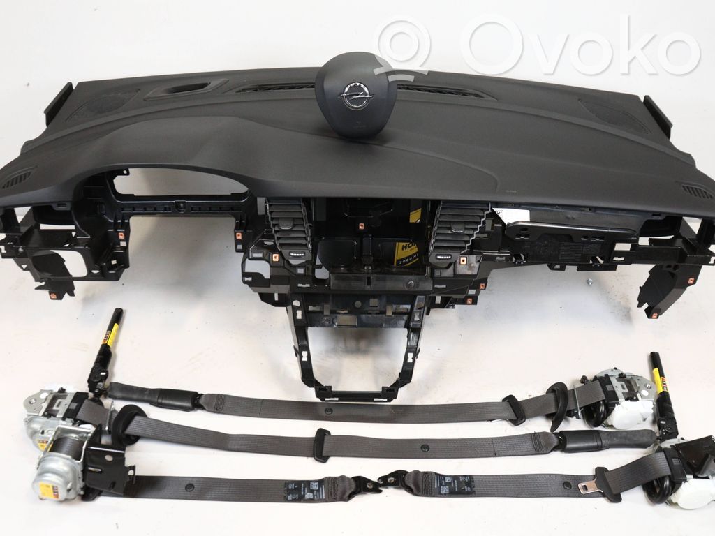 Panel de instrumentos   340685796,39042463,39049458,39043713,39043714,39045683,39045684