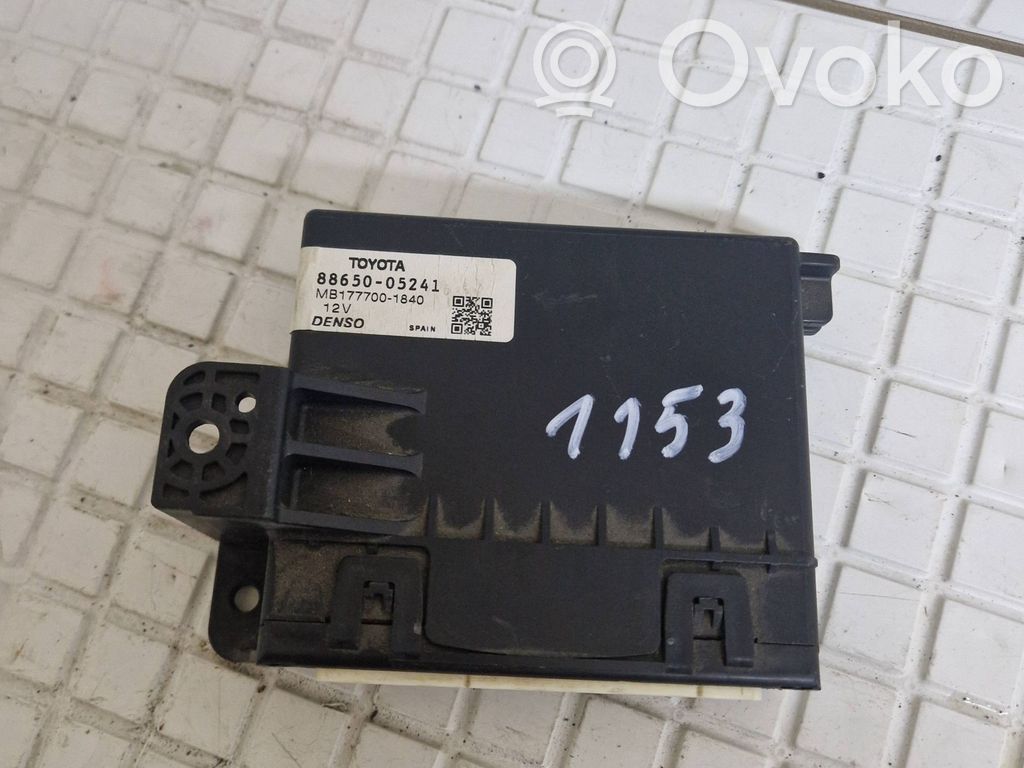 Toyota Avensis T270 Inne komputery / moduły / sterowniki 