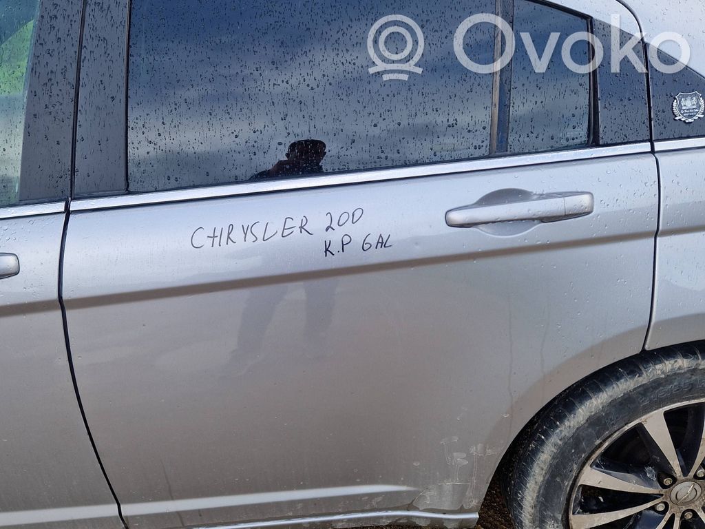 Chrysler 200 Galinės durys 