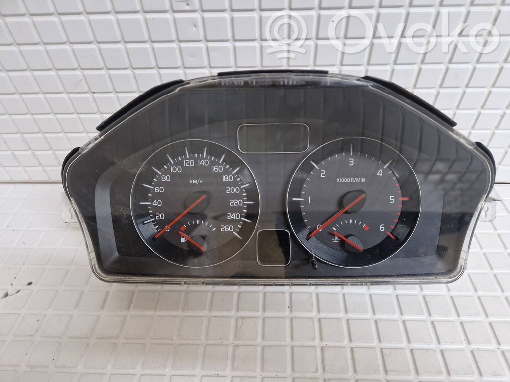 Volvo V50 Speedometer (instrument cluster) 
