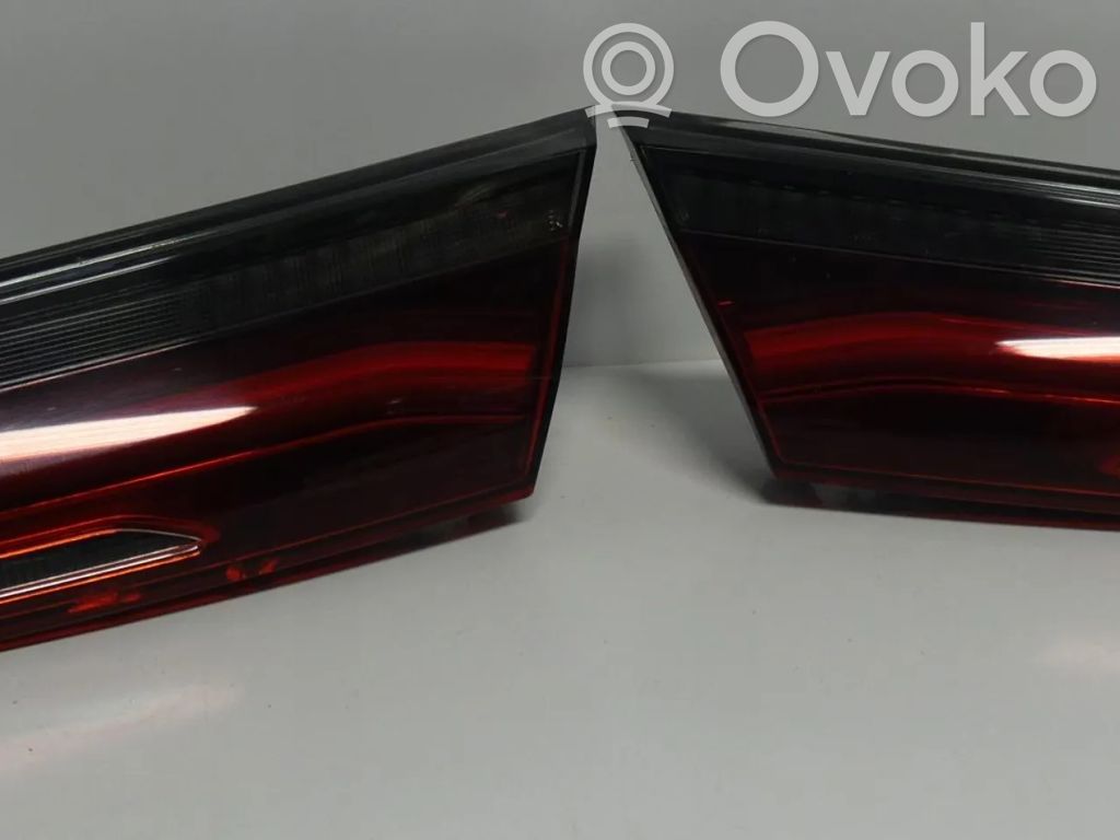 BMW 8 G15 Set di luci posteriori 
