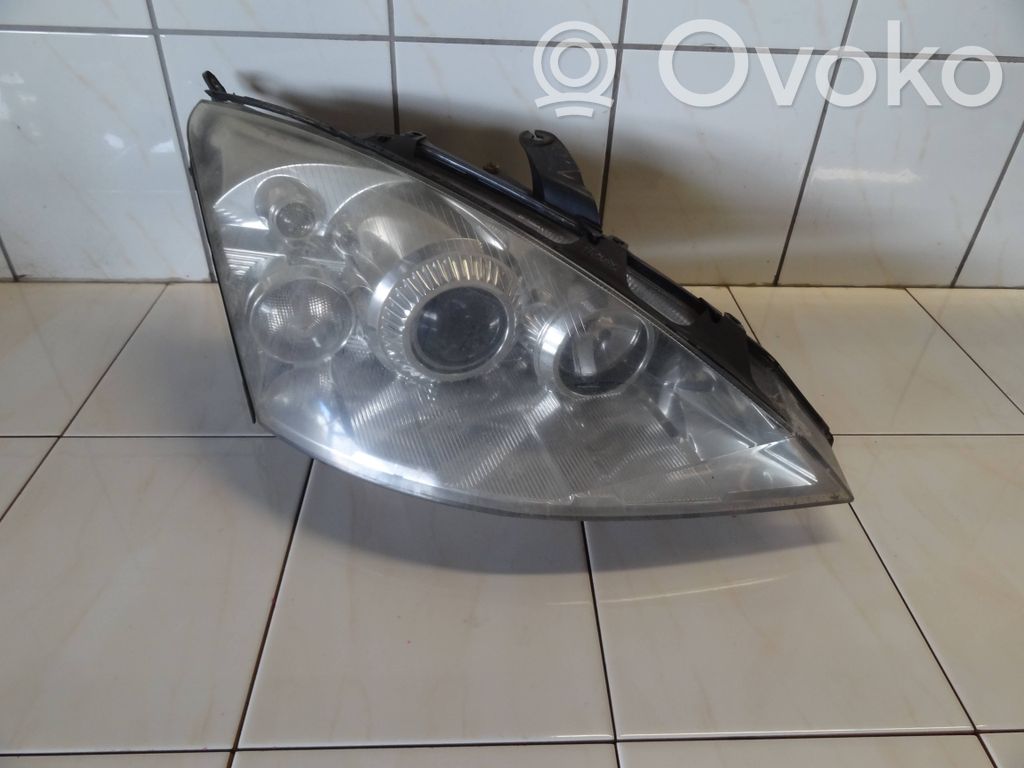 Ford Focus Headlight/headlamp 