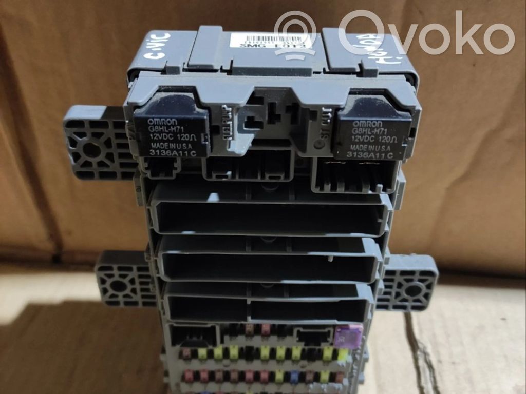 Skrzynka bezpieczników / Komplet   E010885T,SMGE013,37842RN,2RN0885T
