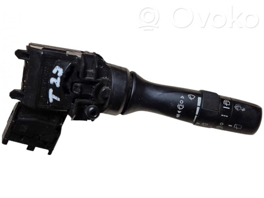 Toyota Avensis T270 Interruptor del limpiaparabrisas 