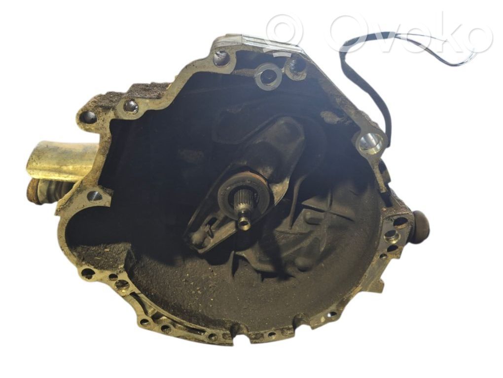 Audi A4 S4 B5 8D Manualna 5-biegowa skrzynia biegów 