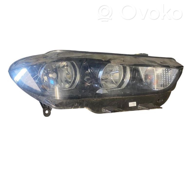 Jaguar XE Lampa przednia 